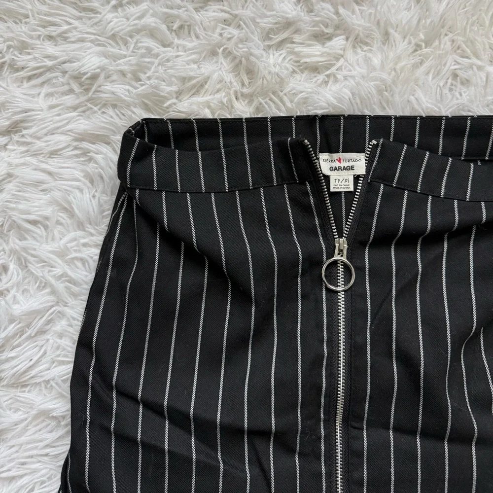 Garage Black and White Striped Two Piece Set - Picture 2 of 4
